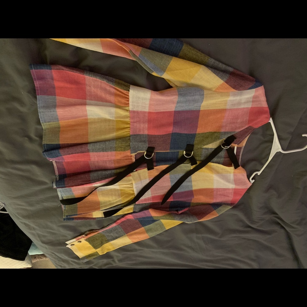 Top - Picture 3 of 3
